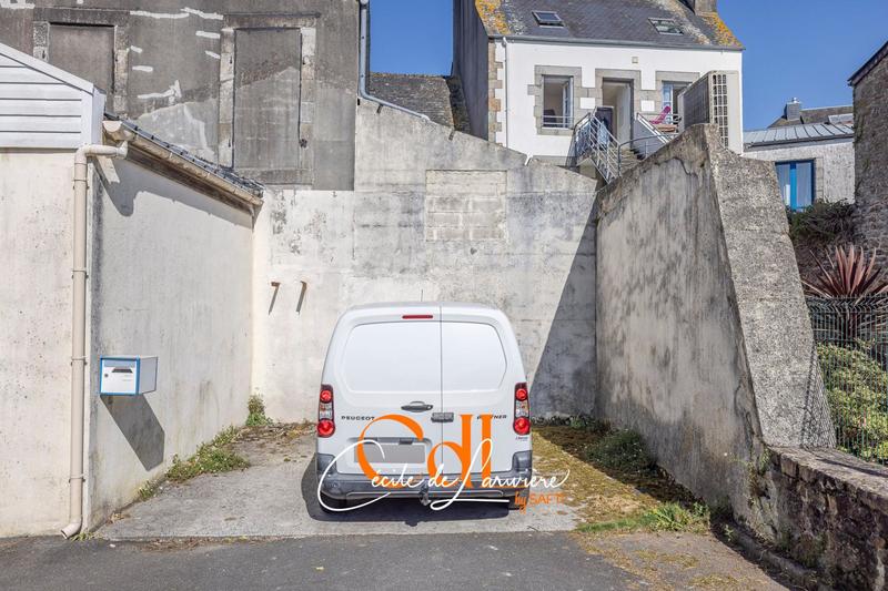 Local commercial - 126 m² - 2 pièces