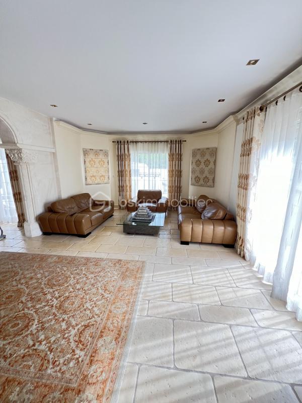 Maison - 155 m² - 6 pièces