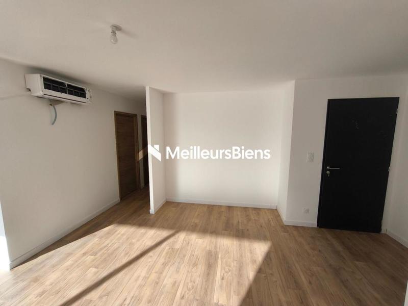 Maison - 96 m² - 5 pièces