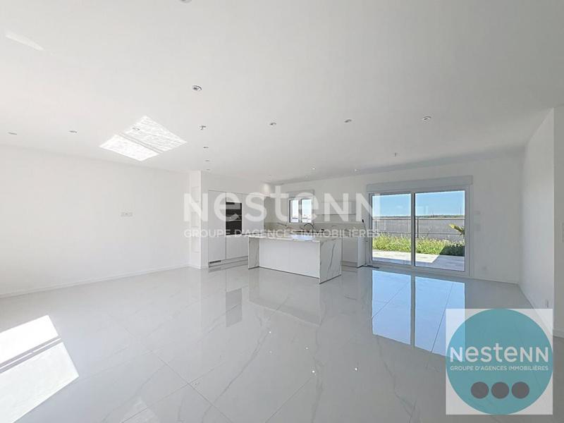 Maison - 140 m² - 5 pièces