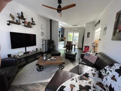 Maison - 96 m² - 5 pièces