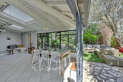 Maison - 160 m² - 8 pièces