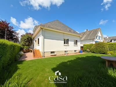 Maison - 170 m² - 8 pièces