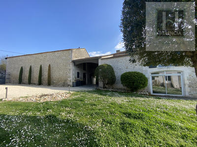 Maison ancienne - 273 m² - 8 pièces
