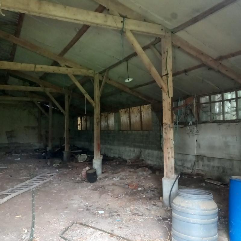 Maison - 300 m² - 4 pièces