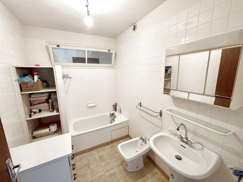 Villa - 180 m² - 8 pièces