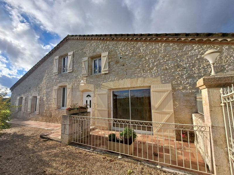 Maison - 295 m² - 7 pièces