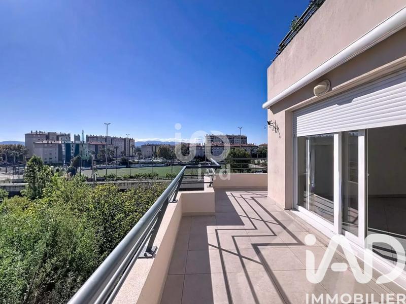 Appartement - 76 m² - 3 pièces