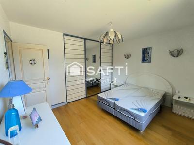 Maison - 236 m² - 10 pièces