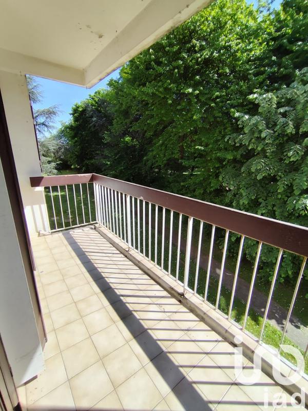 Appartement - 80 m² - 5 pièces