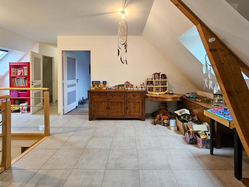 Maison - 276 m² - 8 pièces