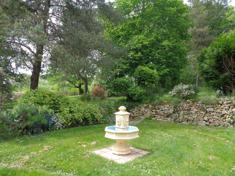 Maison traditionnelle - 190 m² - 7 pièces