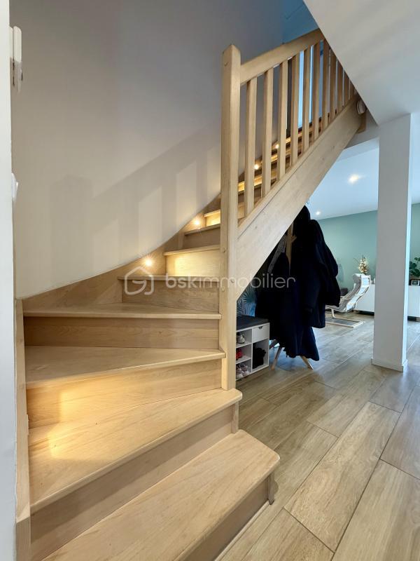 Maison - 103 m² - 5 pièces