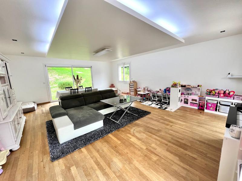 Maison - 195 m² - 5 pièces