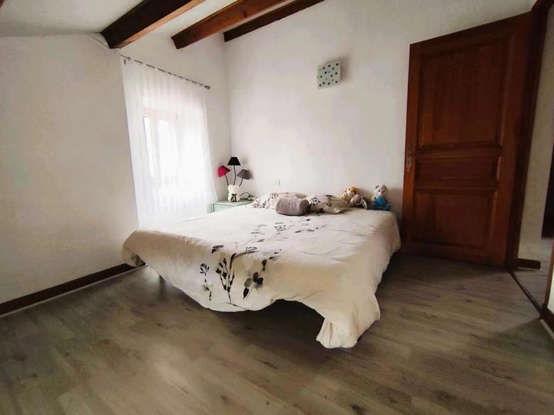 Maison en pierre - 124 m² - 6 pièces