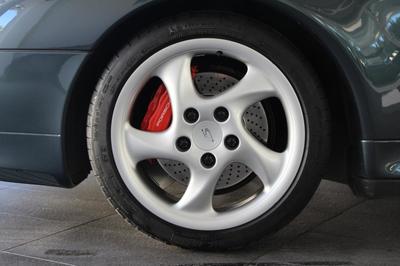 Porsche 911 993 Carrera 4s