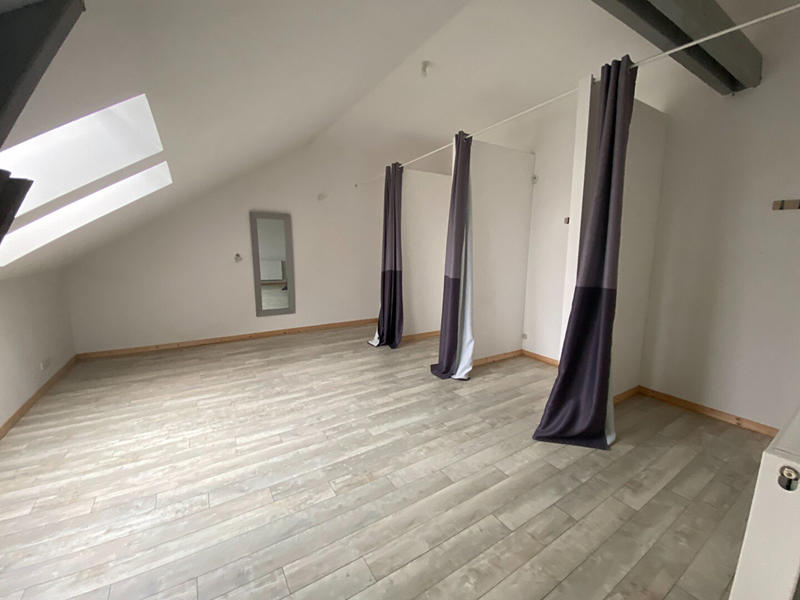 Local commercial - 218 m²