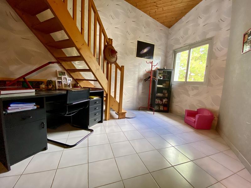 Maison contemporaine - 370 m² - 6 pièces