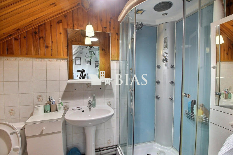 Maison - 163 m² - 6 pièces