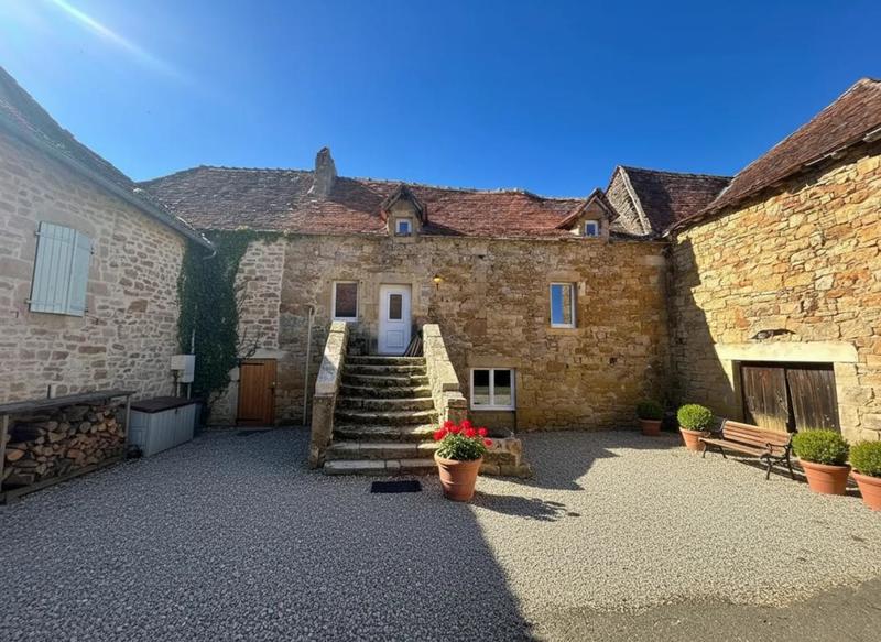 Maison - 200 m² - 6 pièces