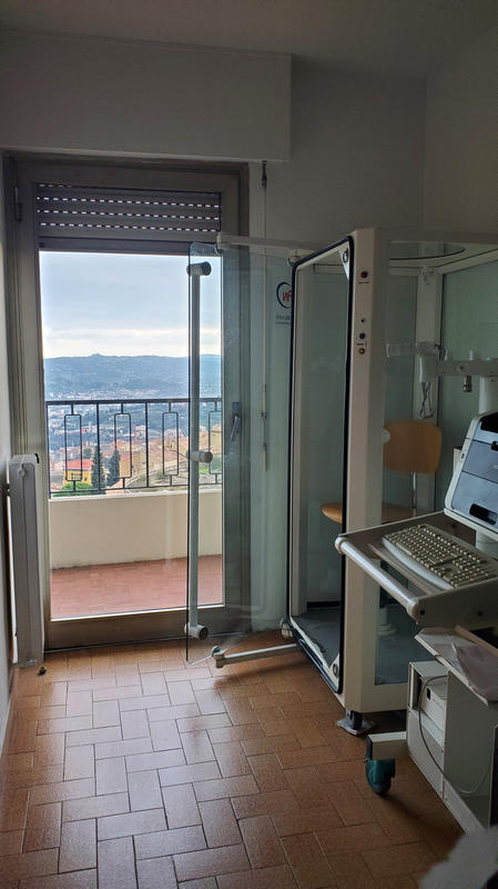 Bureau - 100 m² - 4 pièces