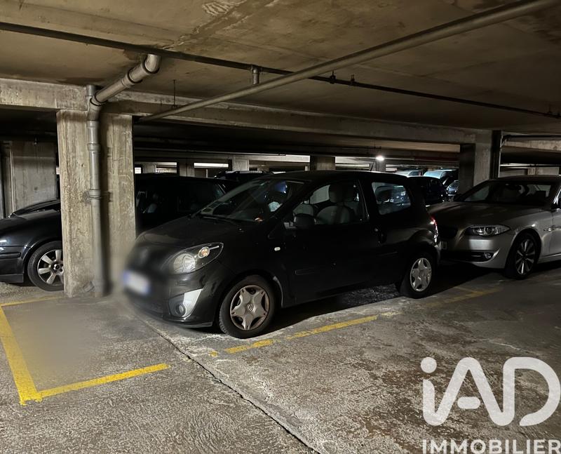 Parking - 11 m²