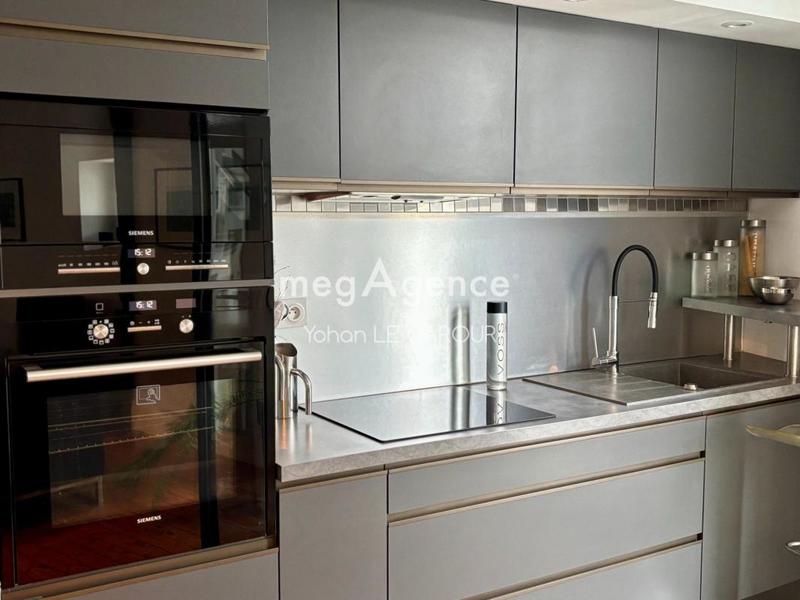 Appartement - 147 m² - 5 pièces