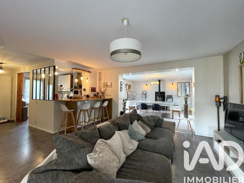 Maison - 141 m² - 7 pièces