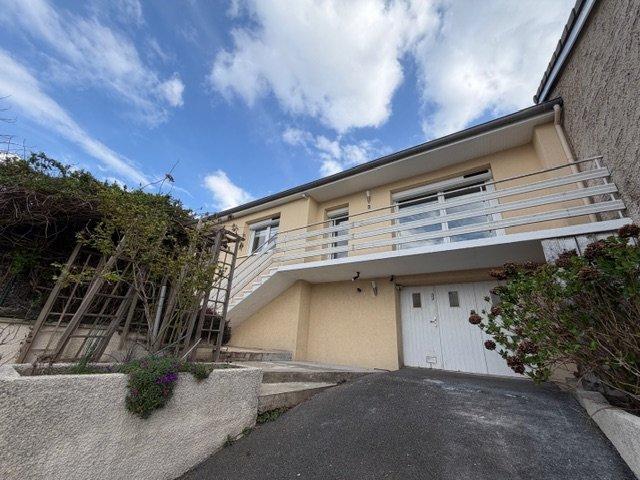 Maison - 82 m² - 4 pièces