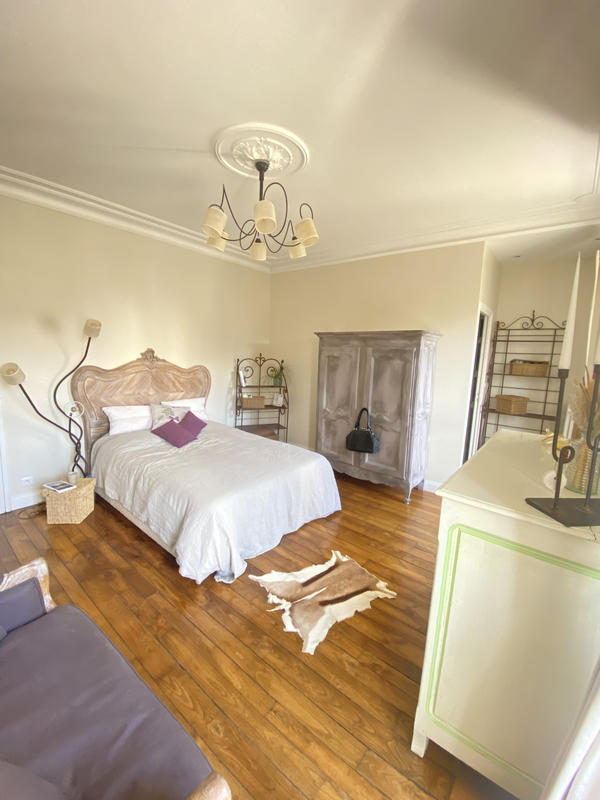 Maison - 171 m² - 8 pièces