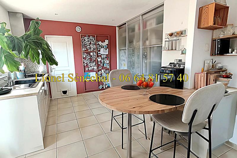 Maison - 120 m² - 9 pièces