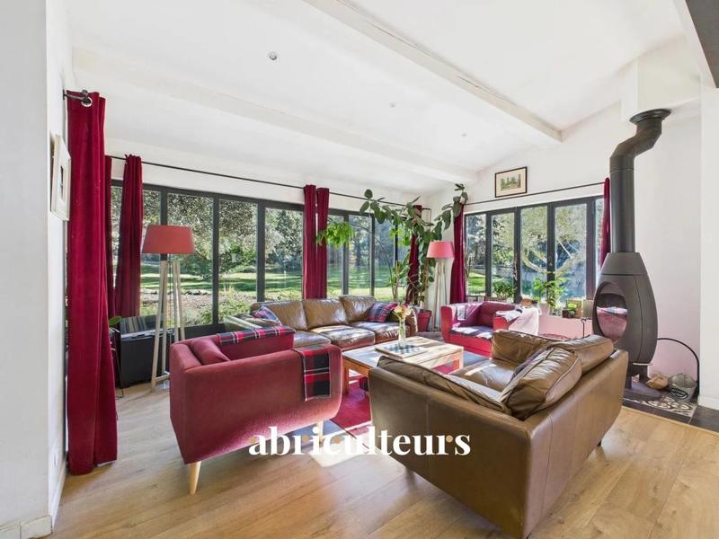 Maison ancienne - 252 m² - 8 pièces