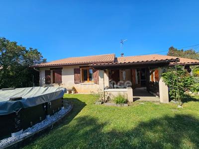 Maison - 123 m² - 5 pièces