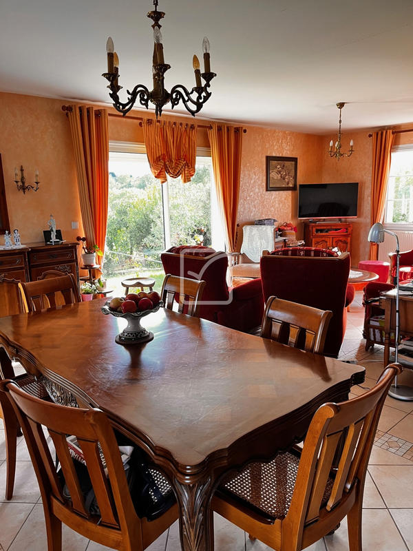 Maison - 120 m² - 5 pièces