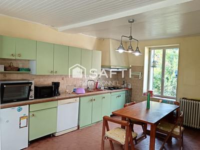 Maison - 133 m² - 6 pièces