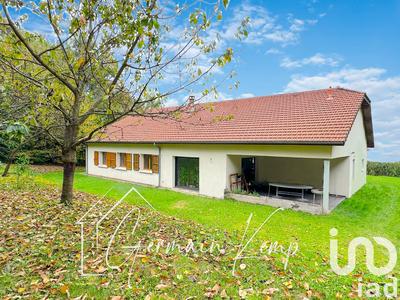 Maison - 260 m² - 8 pièces