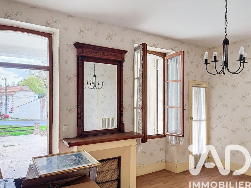 Maison de village - 240 m² - 17 pièces