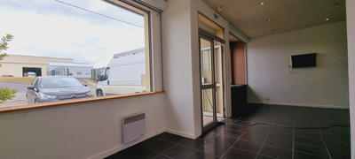 Local commercial - 383 m²