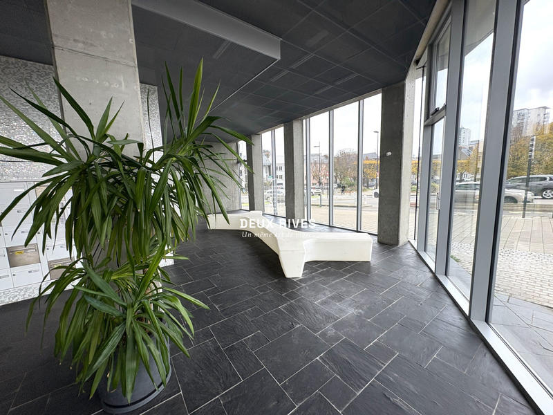 Appartement - 86 m² - 4 pièces