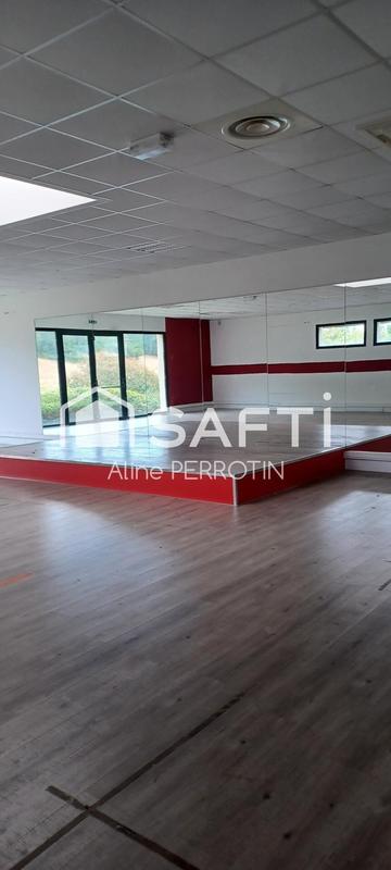 Local commercial - 940 m² - 10 pièces