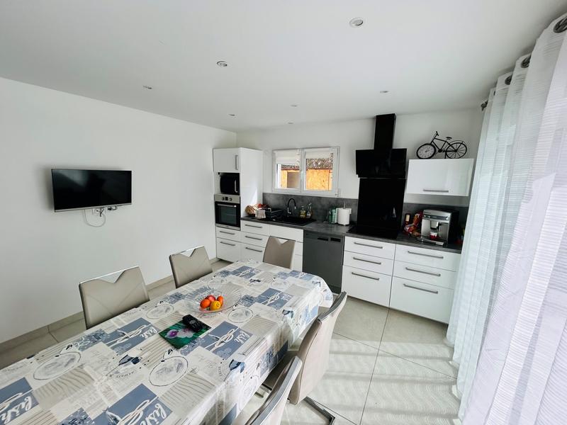 Appartement - 75 m² - 3 pièces