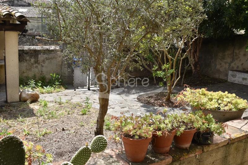 Maison - 175 m² - 9 pièces