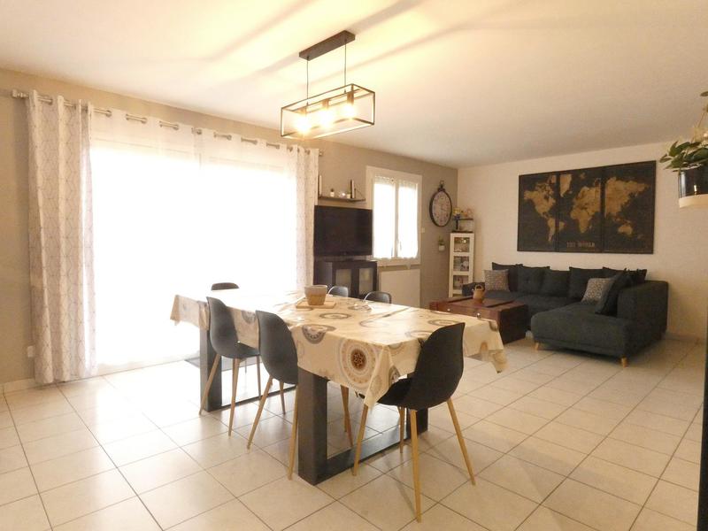 Maison - 82 m² - 5 pièces