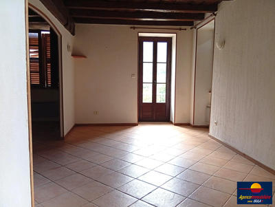 Appartement - 82 m² - 5 pièces