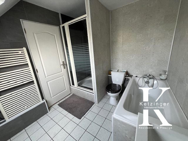 Maison - 147 m² - 6 pièces