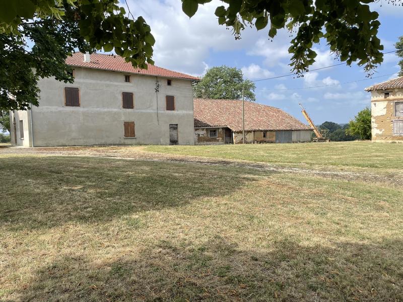 Corps de ferme - 220 m² - 7 pièces