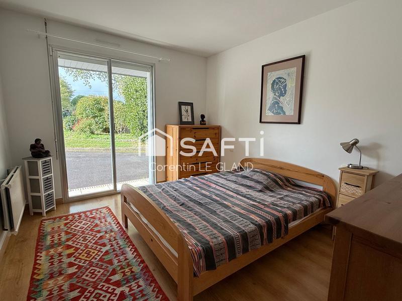 Maison - 230 m² - 8 pièces