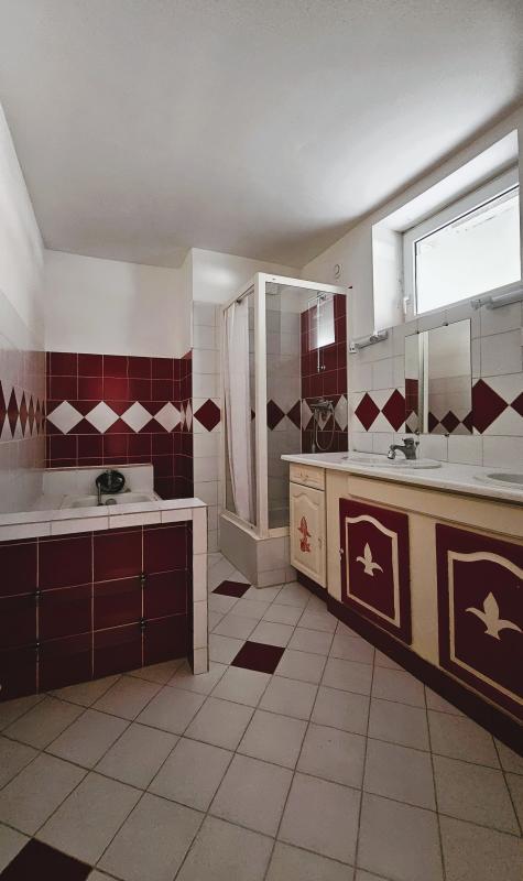 Maison - 136 m² - 5 pièces