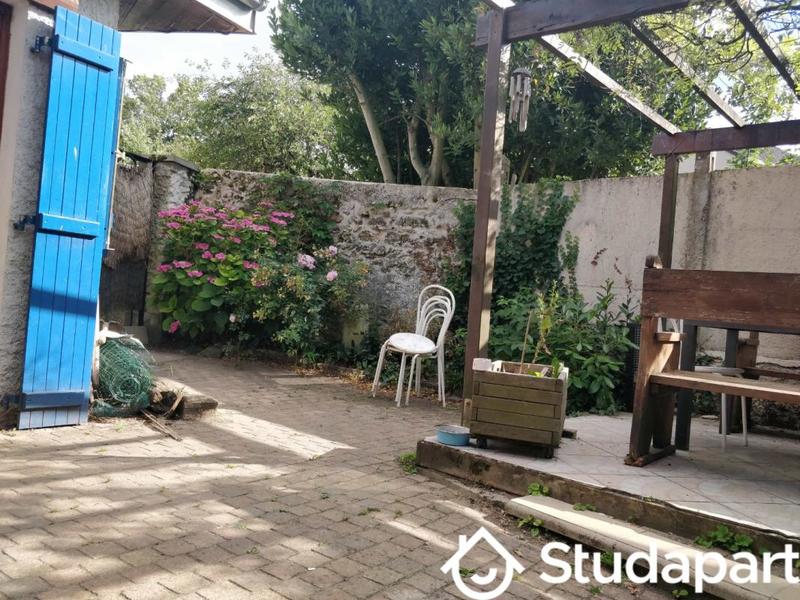 Chambre - 11 m² - 1 pièce