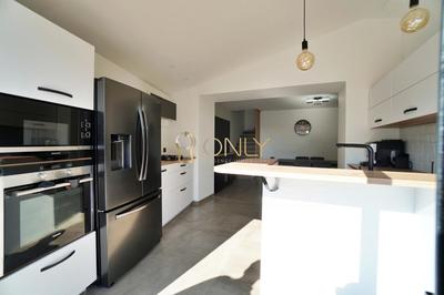 Villa - 137 m² - 5 pièces